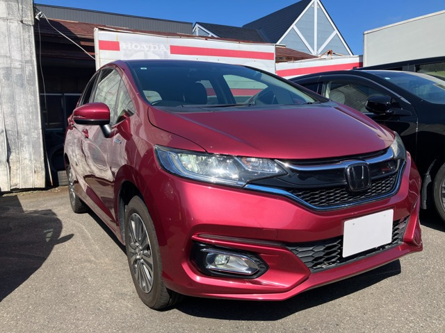 フィット1.5 ハイブリッド L ホンダセンシング 4WD