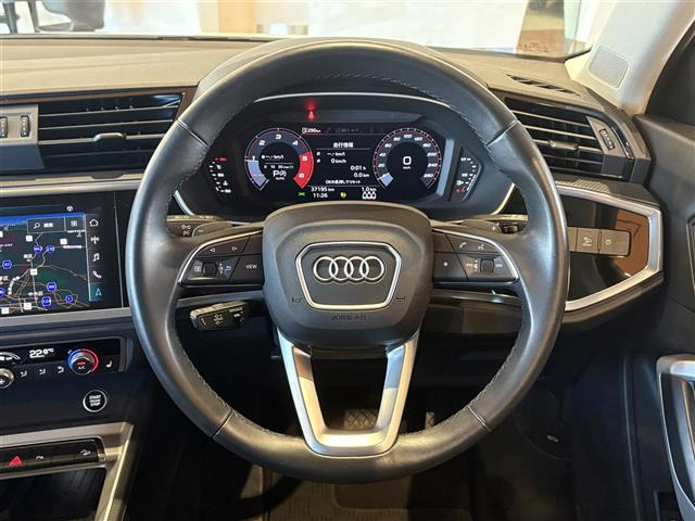 Q335 TDI クワトロ アドバンスド ディーゼル 4WD
