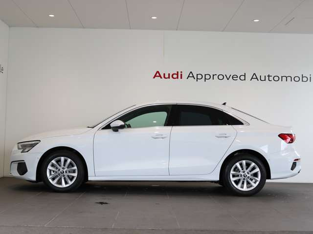 A3セダン30 TFSI