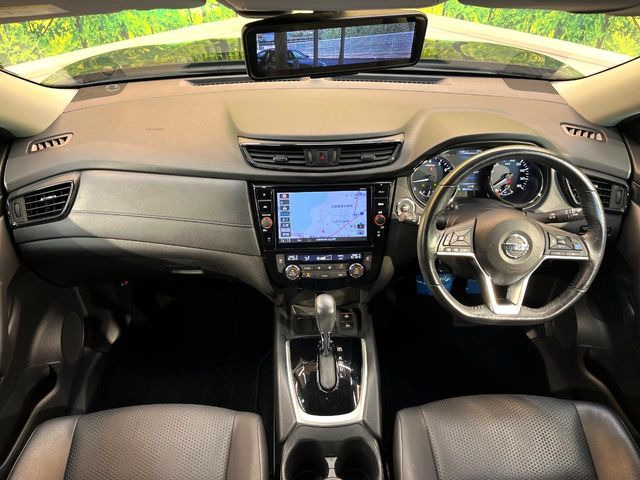 エクストレイル2.0 20Xi