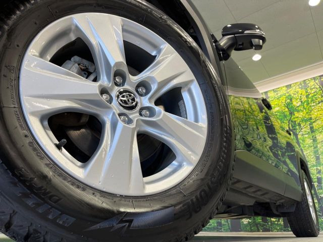 �y����17�C���`�A���~�z�C�[���z�O�ςɃ}�b�`���������A���~�z�C�[���𑕒����Ă���܂��B�e��ЊO�A���~�z�C�[����A�X�^�b�h���X�^�C�����戵�����Ă���܂��B���񂲑��k����������