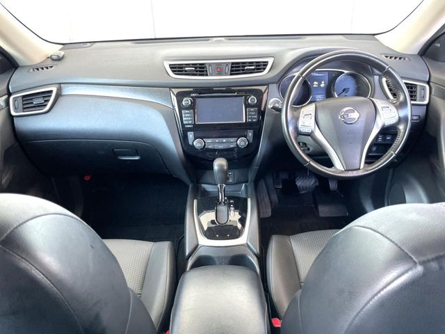 エクストレイル2.0 20Xt エマージェンシーブレーキパッケージ
