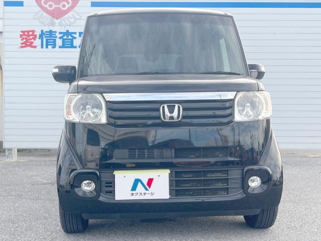弊社では、全車『修復歴なし』のお車のみ取り扱っております。専任バイヤーによる厳選した仕入れの後、入庫後の車両チェックを行い、ネクステージが認定した高品質な中古車をご提供しております。
