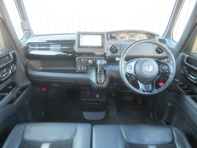 N-BOXカスタムL ターボ 4WD