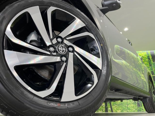 �y����17�C���`�A���~�z�C�[���z�O�ςɃ}�b�`���������A���~�z�C�[���𑕒����Ă���܂��B�e��ЊO�A���~�z�C�[����A�X�^�b�h���X�^�C�����戵�����Ă���܂��B���񂲑��k����������