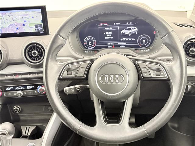 Q21.0 TFSI スポーツ