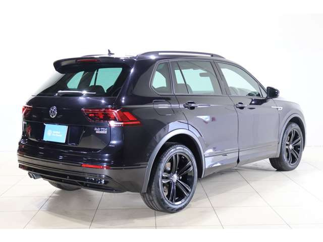 ティグアンTDI 4モーション Rライン ブラックスタイル ディーゼル 4WD