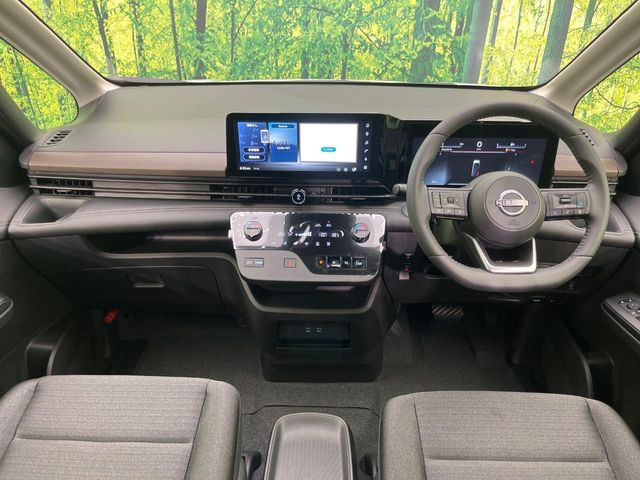 セレナ1.4 e-POWER ハイウェイスターV