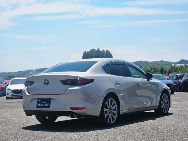 MAZDA3セダン2.0 X Lパッケージ
