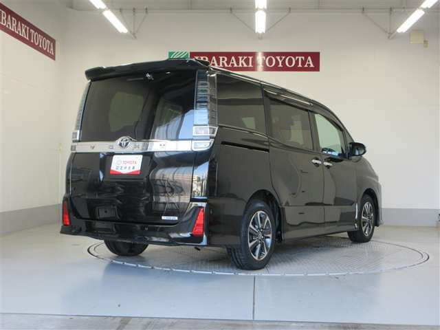 ヴォクシー2.0 ZS 煌III