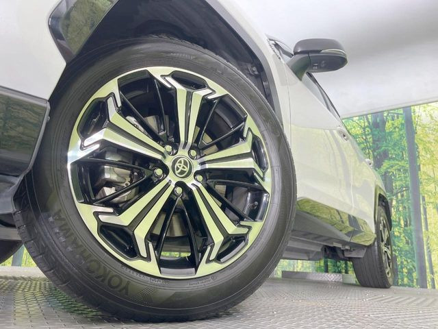 �y�����A���~�z�C�[���z�O�ςɃ}�b�`���������A���~�z�C�[���𑕒����Ă���܂��B�e��ЊO�A���~�z�C�[����A�X�^�b�h���X�^�C�����戵�����Ă���܂��B���񂲑��k����������