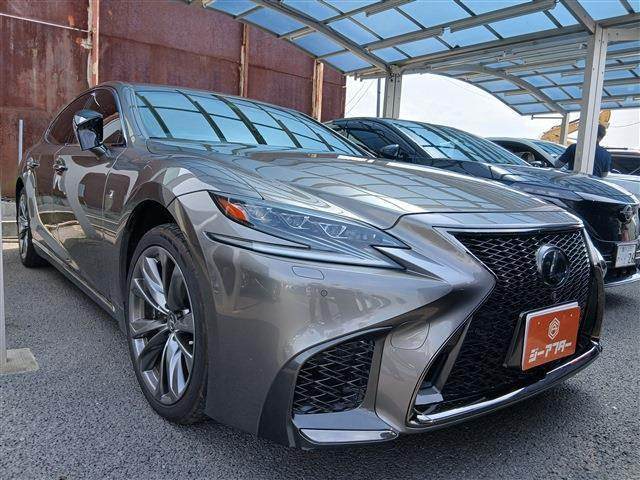 LS500 Fスポーツ