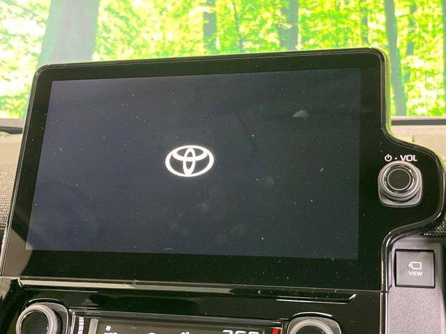 �y10.5�C���` �f�B�X�v���C�I�[�f�B�I�z���ʂ̃f�B�X�v���C��AppleCarPlay��AndroidAuto�����p�\�B�傫�ȉ�ʂŃX�}�z�i�r�A�v���������p���������܂���