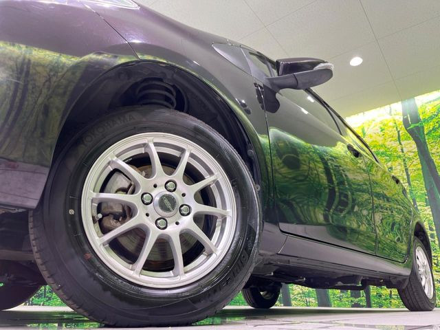 �y14�C���`�A���~�z�C�[���z�O�ςɃ}�b�`�����A���~�z�C�[���𑕒����Ă���܂��B�e��A���~�z�C�[����A�X�^�b�h���X�^�C�����戵�����Ă���܂��B���񂲑��k����������