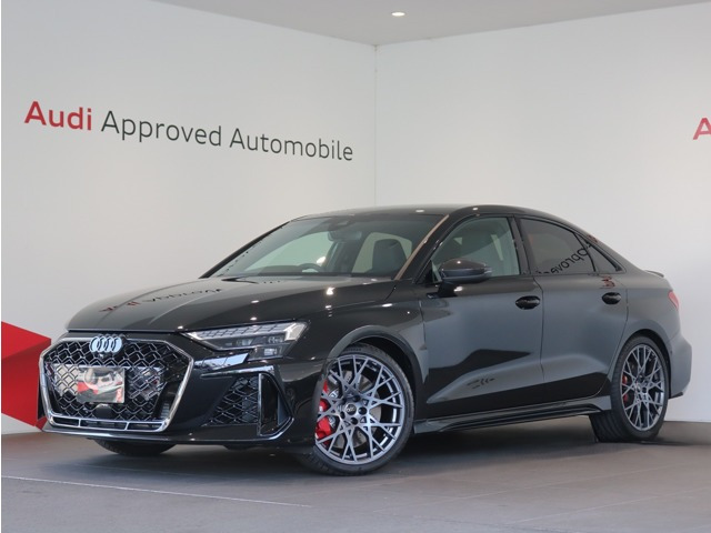 RS3セダン2.5 4WD