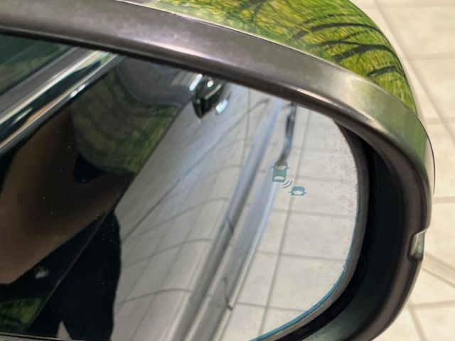 �y�u���C���h�X�|�b�g�C���t�H���[�V�����z���s���A�h�A�~���[�̎��p�ɂȂ�₷���ӏ��Ɍ㑱�Ԃ��ڋ߂���ƃT�C�h�~���[�t�߂Ɍx����\���A�h���C�o�[�ɒ��ӊ��N�����Ă���܂��B