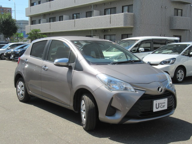 ヴィッツ1.3 ジュエラ 4WD