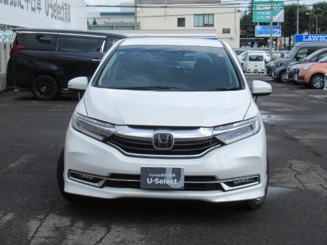 シャトル1.5 G ホンダセンシング 4WD