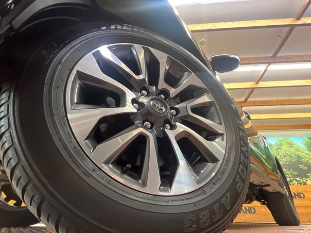 �y�����I�v�V����19�C���`�A���~�z�C�[���z�����I�v�V�����z�C�[���𑕒��B���s���\�̌���ɉ����A�O�ς����X�^�C���b�V���ɂȂ��Ă��܂��B
