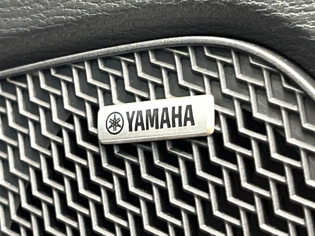 �yYAMAHA�T�E���h�V�X�e���z���[�J�[�I�v�V�����̍��i�ʃT�E���h�V�X�e���𓋍ځB��p�̃`���[�j���O���{���ꂽ�召�l�X�ȃX�s�[�J�[����ǎ��ȃT�E���h���t�ł��A�Տꊴ���ӂ�鉹����Ԃ����o���܂��B