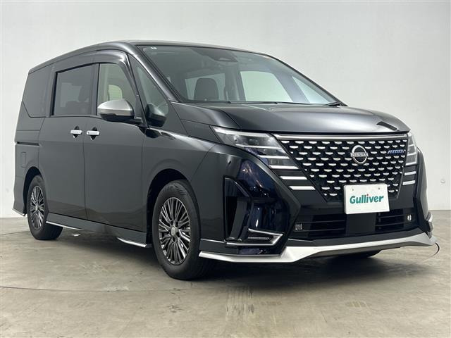 セレナ1.4 e-POWER AUTECH