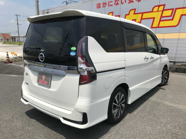 セレナ2.0 ハイウェイスターV