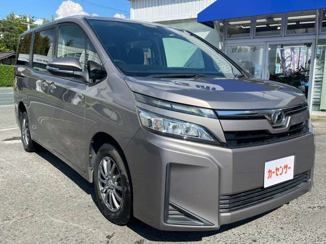 ヴォクシー2.0 X 4WD