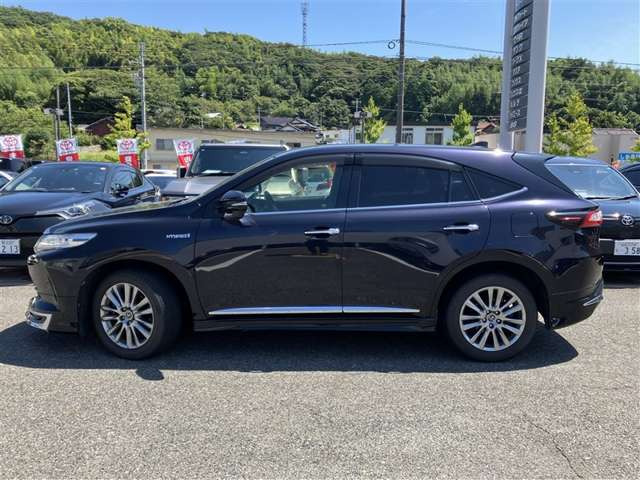 ハリアー2.5 ハイブリッド E-Four プレミアム 4WD