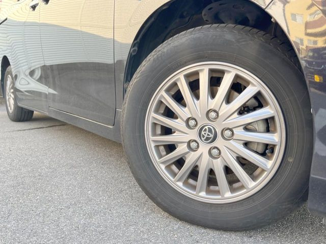 �y����15�C���`�A���~�z�C�[���z�O�ςɃ}�b�`���������A���~�z�C�[���𑕒����Ă���܂��B�e��ЊO�A���~�z�C�[����A�X�^�b�h���X�^�C�����戵�����Ă���܂��B���񂲑��k����������