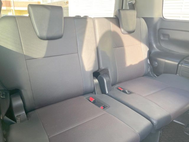 3��ڃV�[�g�͂�������ԗǍD����l�ł��������ƍ����Ē����܂��̂ŁA��l���ł̂��o���������N���N�ł��􂲉Ƒ��ŁA�C�̒m�ꂽ���ԂŁA�h���C�u�ɍs���̂��y���݂ł��ˁ�