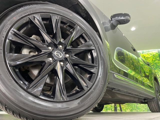 �y����19�C���`�A���~�z�C�[���z�O�ςɃ}�b�`���������A���~�z�C�[���𑕒����Ă���܂��B�e��ЊO�A���~�z�C�[����A�X�^�b�h���X�^�C�����戵�����Ă���܂��B���񂲑��k����������