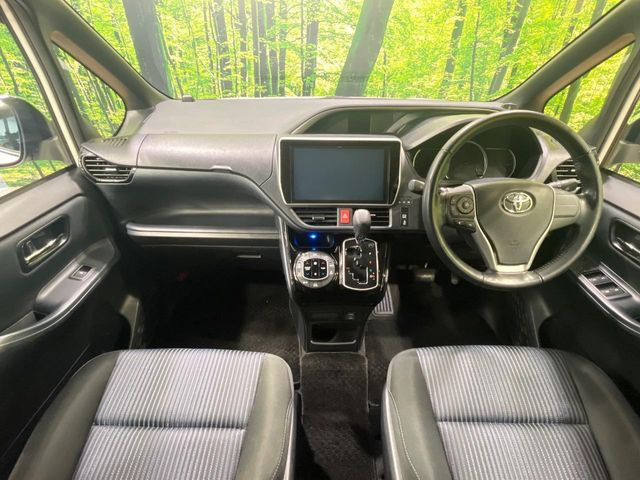 ヴォクシー2.0 ZS 煌II