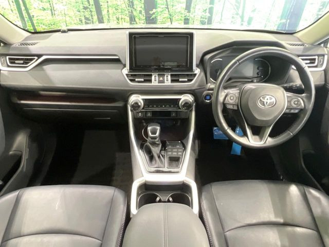 RAV42.0 G 4WD