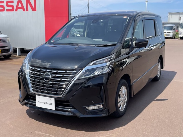 セレナ2.0 ハイウェイスターV 4WD