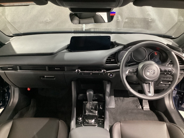 MAZDA3ファストバック1.8 XD ドライブ エディション