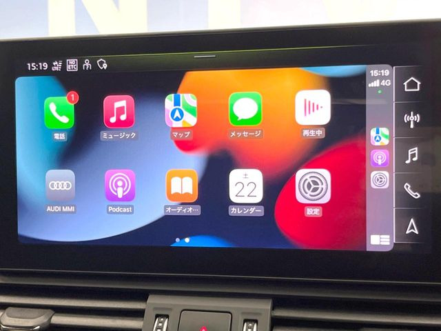 ��Apple Car Play:�X�}�z�Ƃ̗L���ڑ��ŁA�i�r�E�I�[�f�B�I�Đ��ȂǃX�}�z�̃A�v���@�\����ʂł��g����֗��@�\�ł�!
