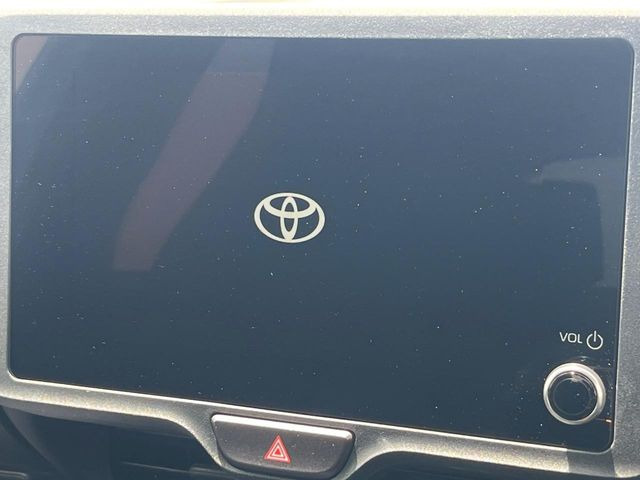 �y8�C���` �f�B�X�v���C�I�[�f�B�I�z���ʂ̃f�B�X�v���C��AppleCarPlay��AndroidAuto�����p�\�B�傫�ȉ�ʂŃX�}�z�i�r�A�v���������p���������܂���