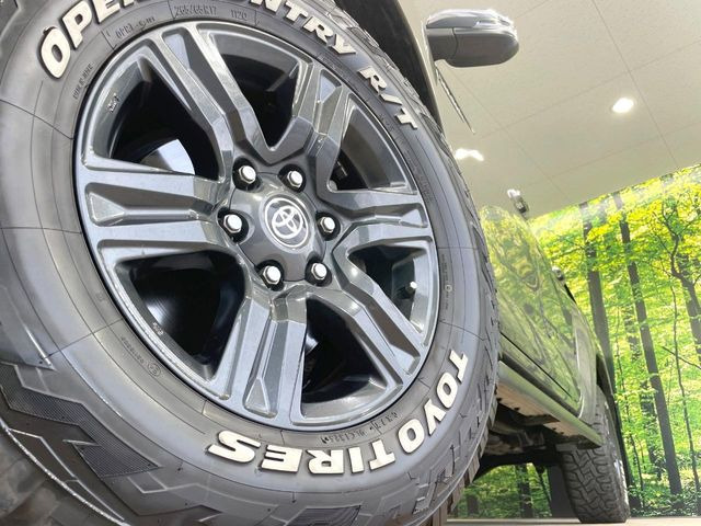 �y����17�C���`�A���~�z�C�[���z�O�ςɃ}�b�`���������A���~�z�C�[���𑕒����Ă���܂��B�e��ЊO�A���~�z�C�[����A�X�^�b�h���X�^�C�����戵�����Ă���܂��B���񂲑��k����������