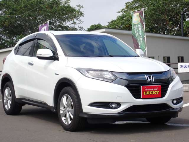 ヴェゼル1.5 ハイブリッド X 4WD