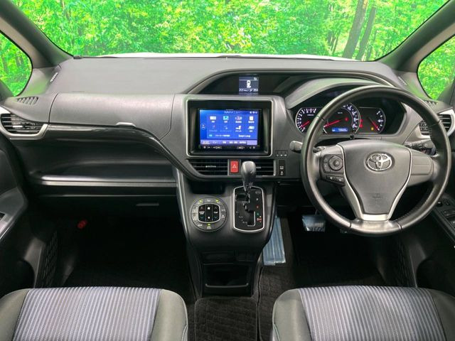 ヴォクシー2.0 ZS 煌