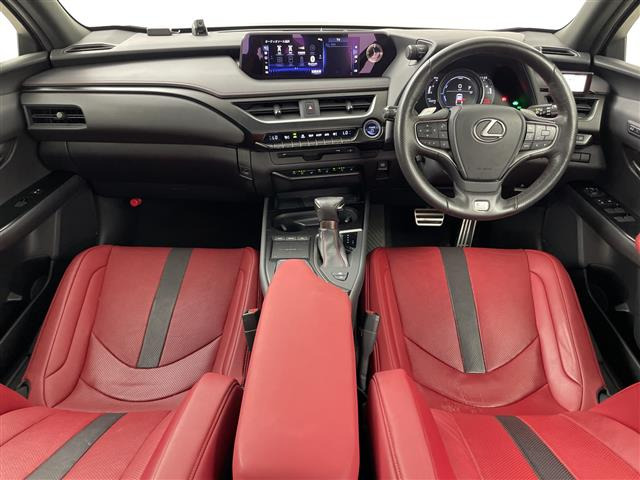 UX250h Fスポーツ 4WD