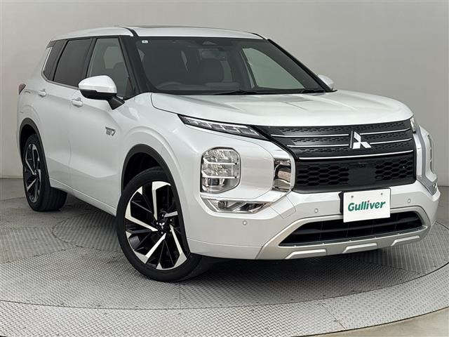 アウトランダーPHEV 2.4 P 4WD