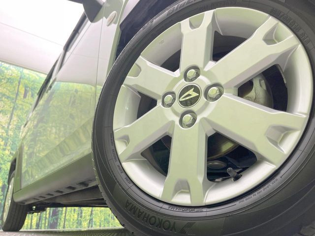�y����15�C���`�A���~�z�C�[���z�O�ςɃ}�b�`���������A���~�z�C�[���𑕒����Ă���܂��B�e��ЊO�A���~�z�C�[����A�X�^�b�h���X�^�C�����戵�����Ă���܂��B���񂲑��k����������