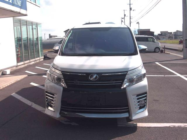 ヴォクシー2.0 ZS 煌