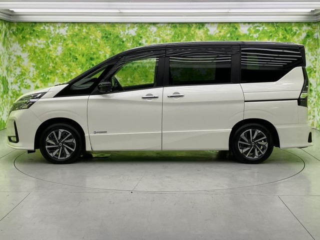 セレナ1.2 e-POWER ハイウェイスターG