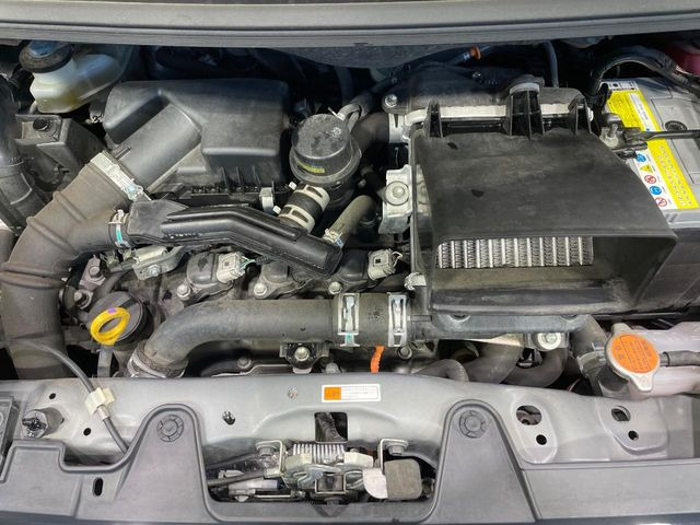 親切・丁寧な専門メカニックスタッフが応対!・車検・点検整備・事故等の修理などアフターサービスも安心。お車のカスタマイズもネクステージのサービススタッフまでご相談ください!