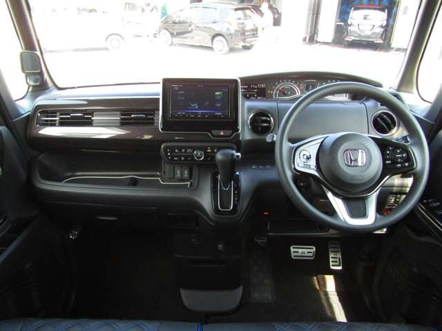 N-BOXカスタムG L ホンダセンシング 4WD