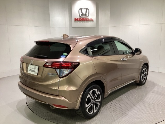 ヴェゼル1.5 ハイブリッド Z ホンダセンシング 4WD
