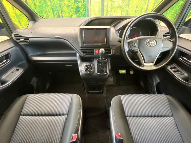 ヴォクシー2.0 ZS 煌