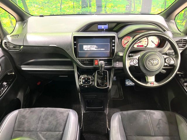 ヴォクシー2.0 ZS GR スポーツ